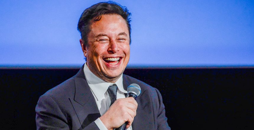 Live blog: Twitter chaos - Elon Musk makes some big policy moves