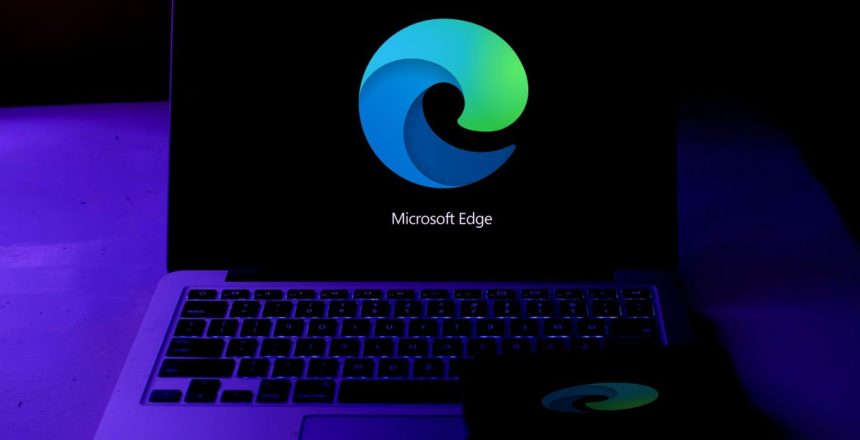Microsoft Edge gets an even darker dark mode, and my eyes are grateful